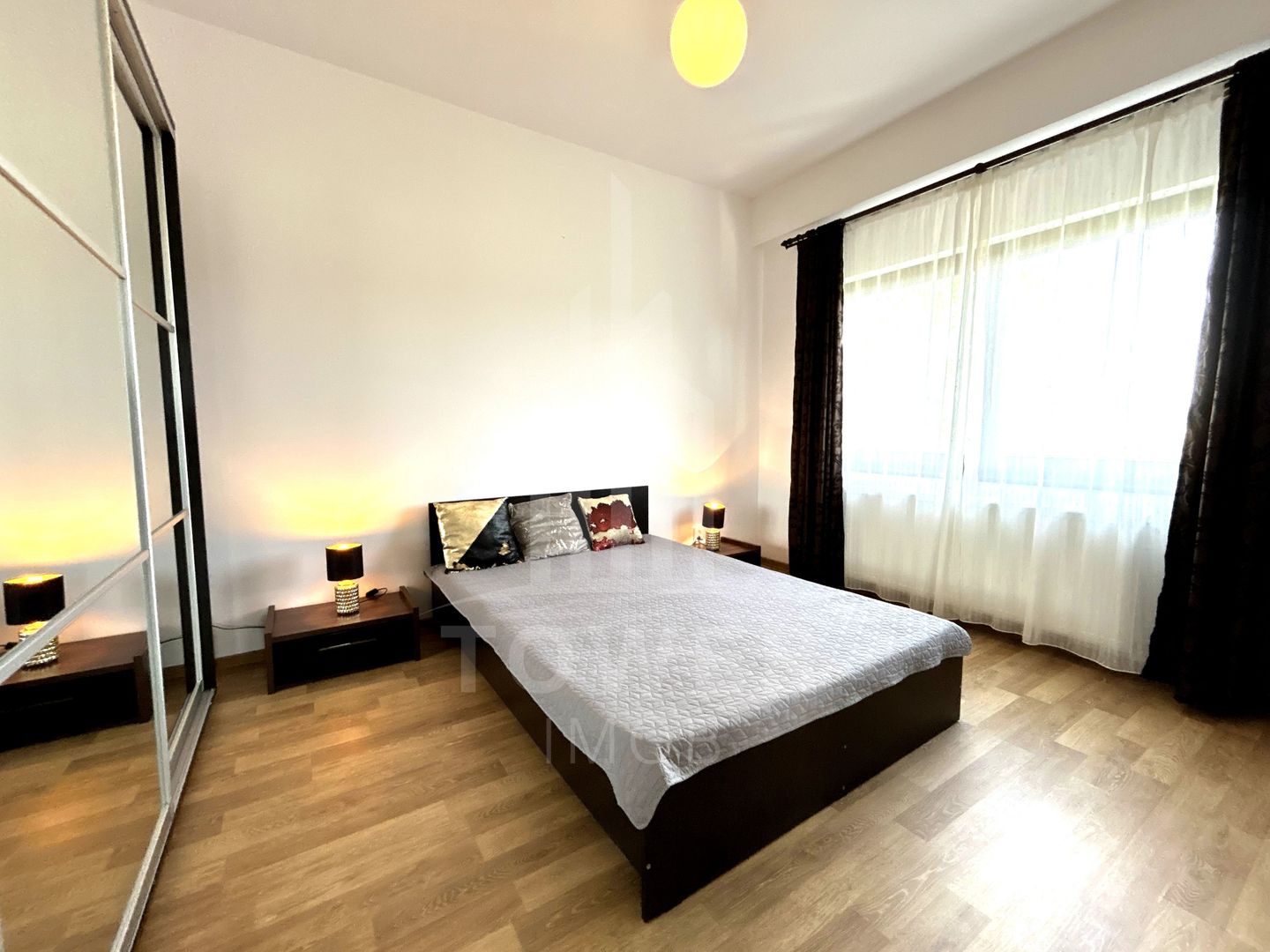 Apartament deosebit în Parcul Sub Arini | 100 mp + terasă 15 mp - Poză 13