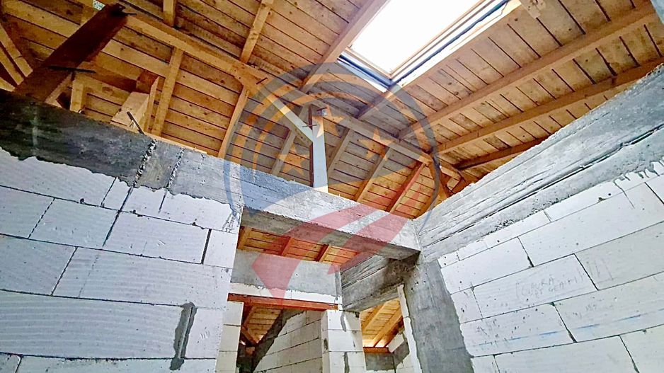 Vilă cu 5 camere de vânzare în zona Damila - Poză 14