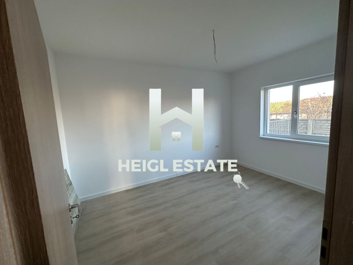 Apartament decomandat cu 2 camere in Giroc - Poză 2