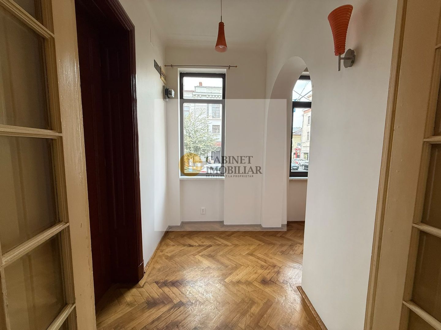 3 camere I 96 mp totali I Rosetti I Parter inalt I Pretabil cabinet - Poză 13