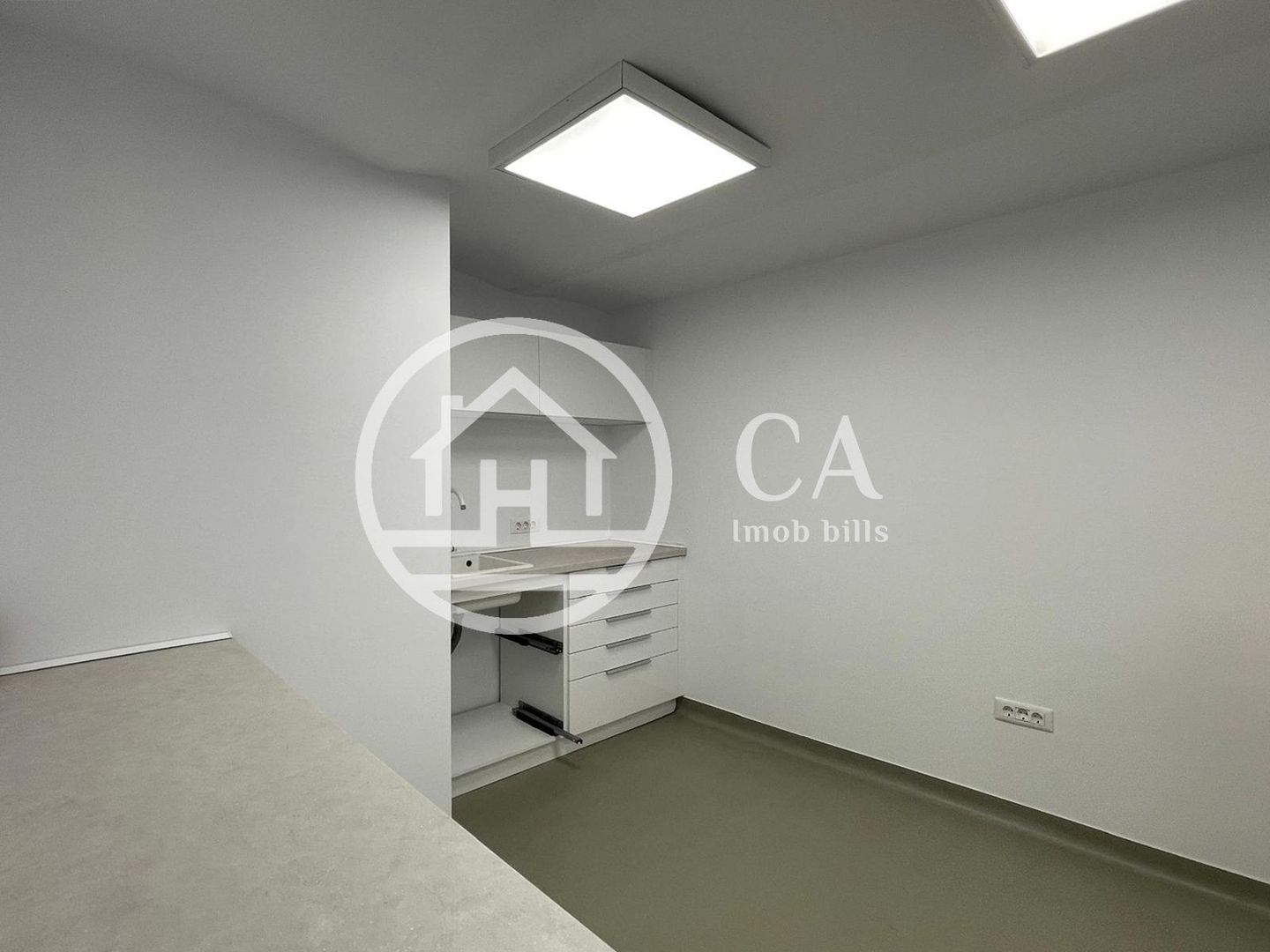 Spațiu comercial de închiriat in zona Ultracentrală, Oradea - Poză 9