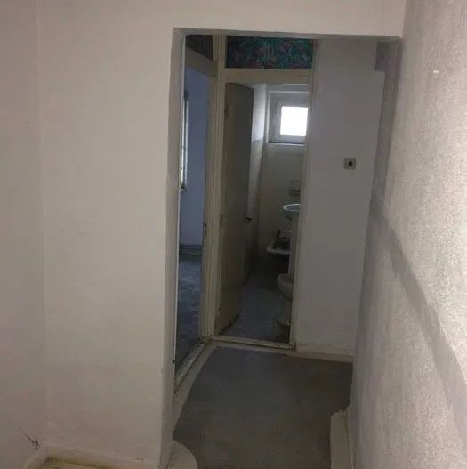Apartament 4 camere, I.C. Frimu, necesita renovare - Poză 7