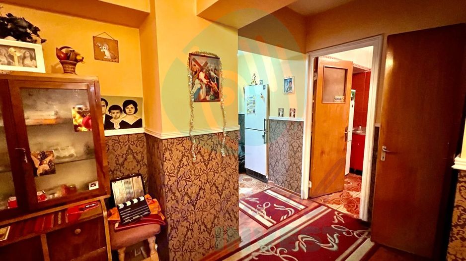 3 Camere- Langa metrou Obor- Bloc Anvelopat - Poză 4