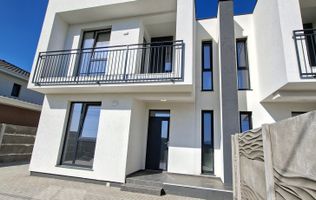 Duplex finalizat la cheie cu 5 camere