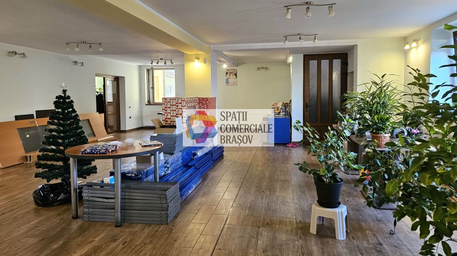 Casă plus Spațiu comercial  741 mp, Teren 906 mp Brasov - zona Blumana - Poză 20