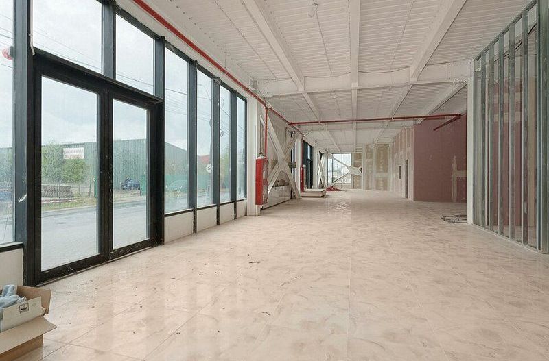 Spatiu comercial 300mp Cladire noua Stefanesti  A3 Lipit MEGA IMAGE - Poză 4