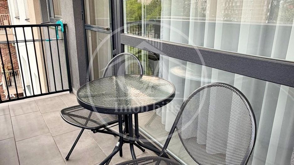 Apartament de închiriat cu 3 camere în Prima Universității, Oradea. - Poză 10
