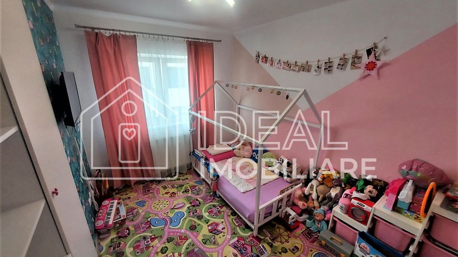 Apartament cu 4 camere in Selimbar, zona Pictor Brana - Poză 7