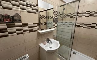 Casa cu 2 apartamente | Ultracentral | Zona Palatul Urania - Poză 18