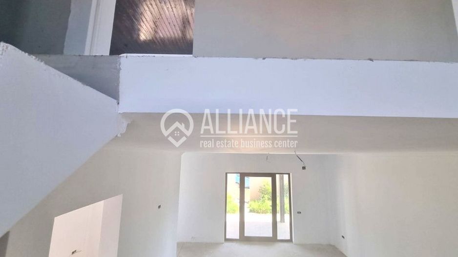 VALU LUI TRAIAN ( COD 02) -  Casa Superba 4 Camere aproape de conac - Poză 8