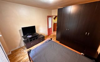 Apartament de 2 camere , 54mp, decomandat, zona 18 GYM Pandurilor - Poză 4