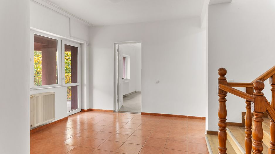 DE VANZARE  Vilă cu 14 camere PIPERA/VOLUNTARI/ROND OMV - Poză 11