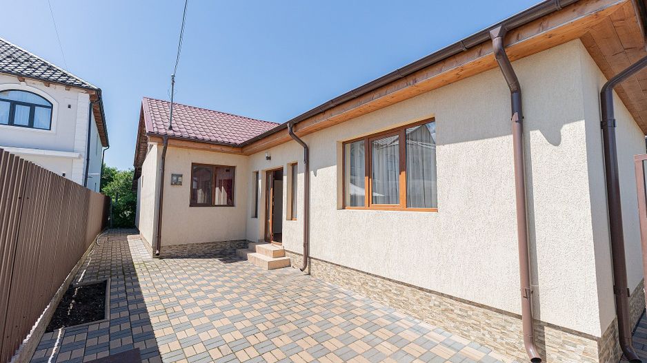 Casă 3 camere, 368mp teren, supr. utila 90mp, pe str. Focșa din Tecuci - Poză 1