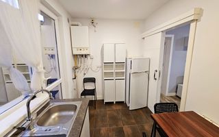 Casa tip insiruit, 5 camere, 2 bai, mobilata si utilata - Poză 4