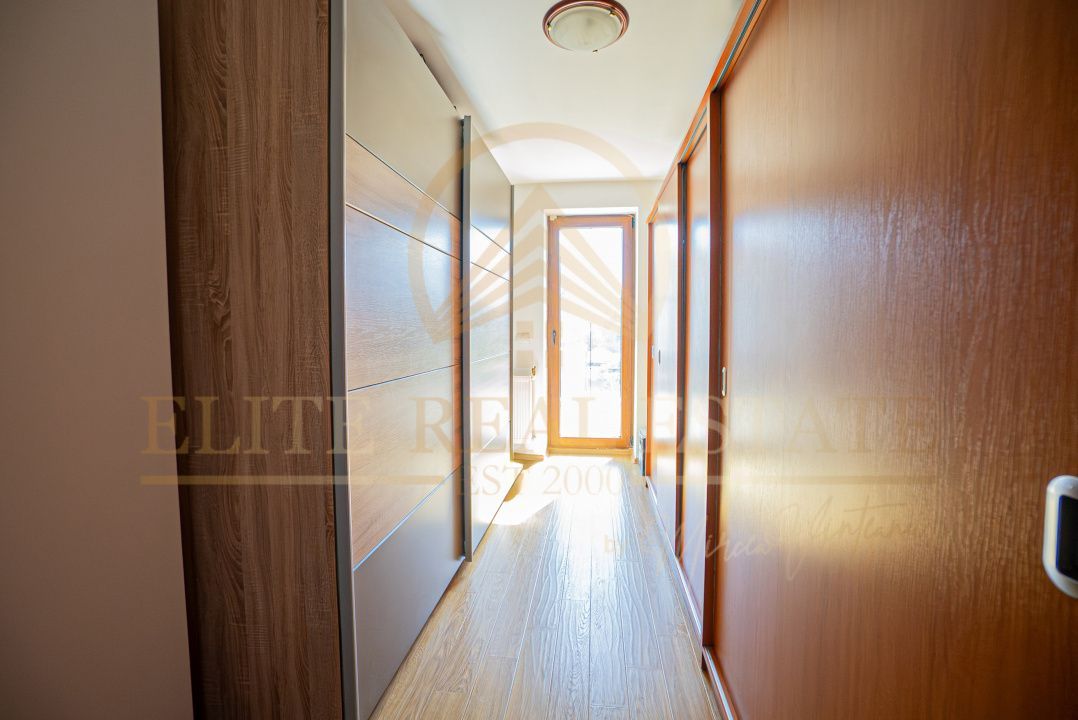 Ovidiu Sud - Zona premium - Vila impozanta, curte mare, garaj, terasa! - Poză 39