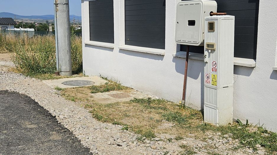20min de Brasov teren cu toate utilitatile ,str Monumentului Feldioara, asfalt - Poză 3