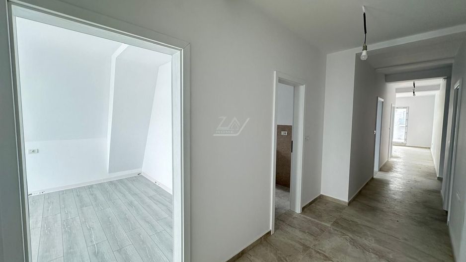 Lift. 2 terase 17 mp. 2 bai. 2 locuri de parcare. Decomandat. - Poză 10