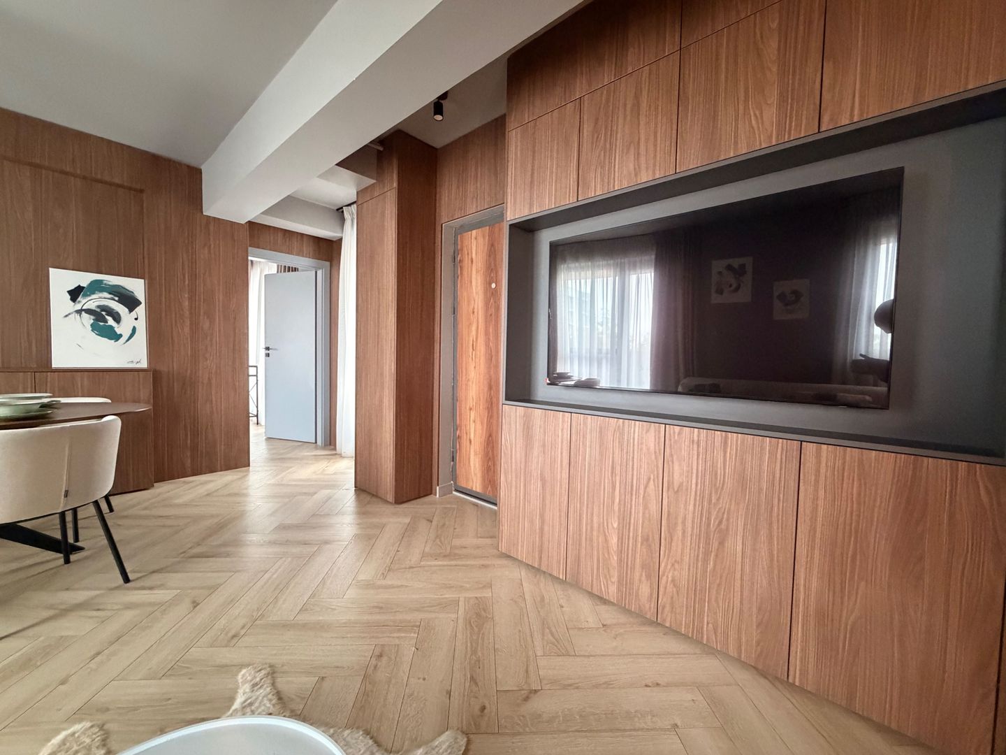 APARTAMENT 3 CAMERE | MOBILAT + UTILAT | VEDERE LIBERA - Poză 3