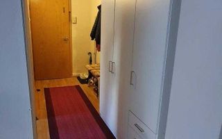 Se oferă spre vânzare un apartament cu 2 camere, Et. 1,Str Munteniei - Poză 6