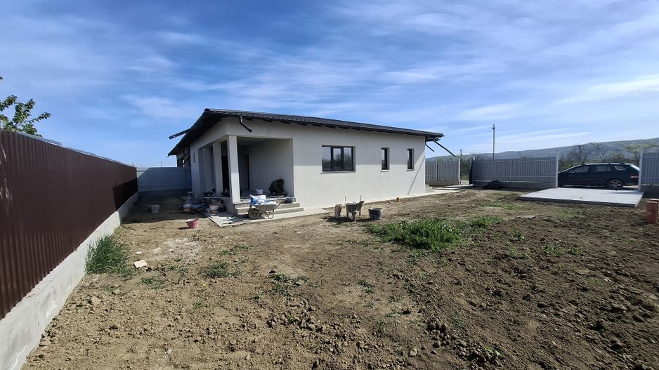 🏡 Casă nouă, parter – Ruși Ciutea | La 3 km de Bacău - Poză 3