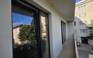 Ap.3 Camere la Etaj 1,Bloc 2026, cartier Traian-Cecilia Storck , Rm.VL - Poză 14