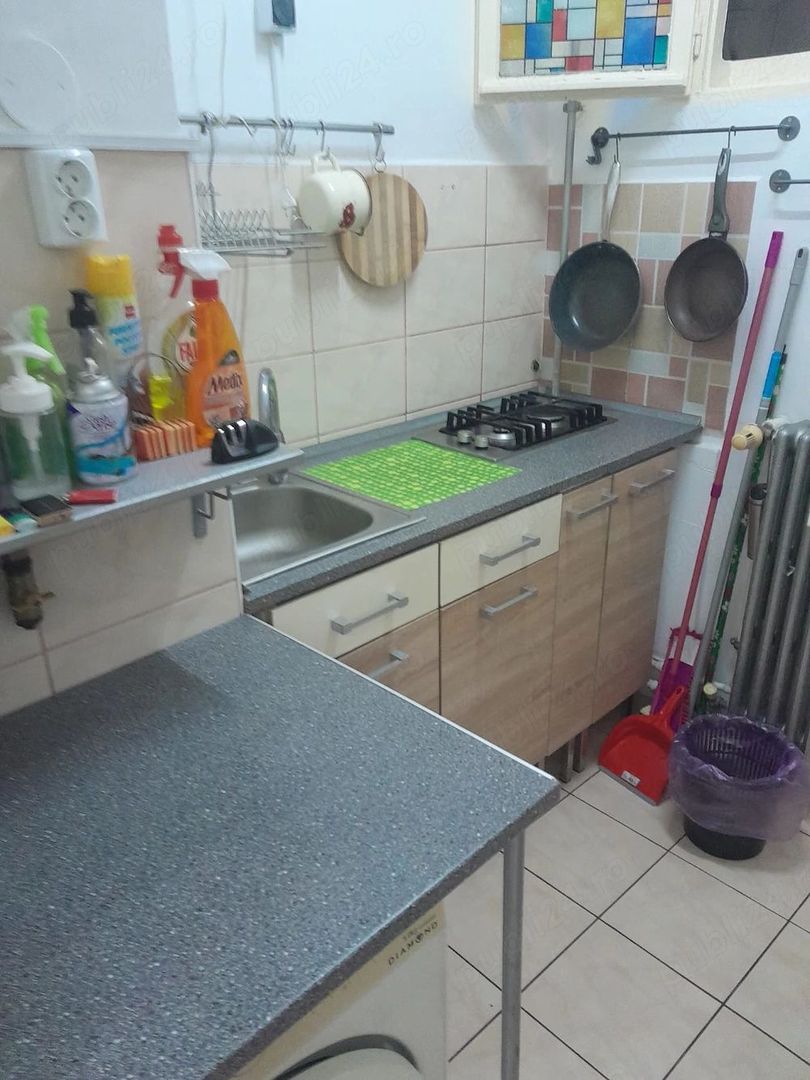Garsonieră 26 mp, decomandată, boxă, mobilată, metrou Dristor 5 min - Poză 3