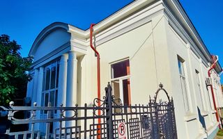 Casă de vânzare zona Uniriii - Poză 2