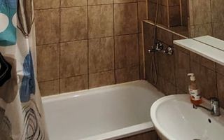 3 camere, situat la etajul 1 al unui imobil din zona 13 Decembrie Făget - Poză 6