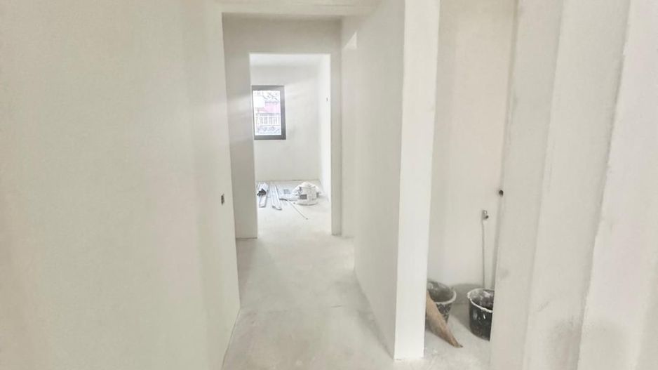 Apartament 4 camere de vânzare – Bd. București - Poză 1