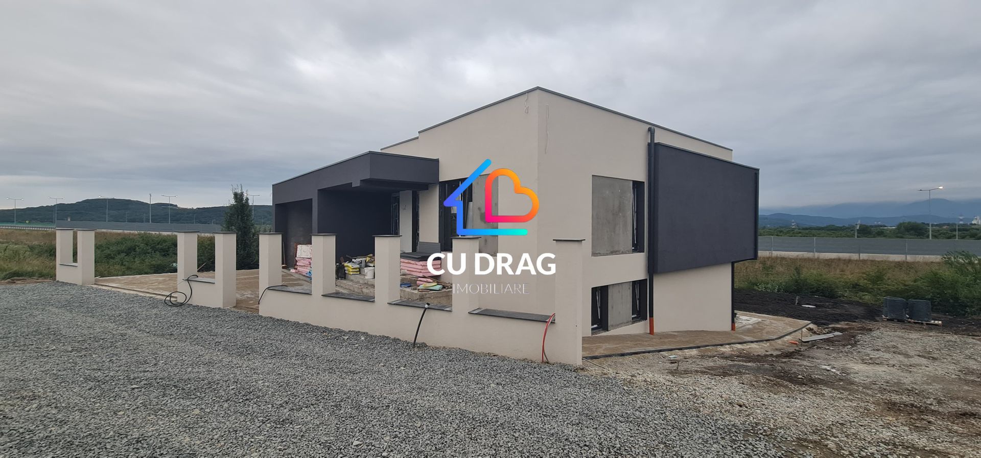 Casa Visurilor Tale în Stil Mediteranean -teren generos cu posibilitat - Poză 4