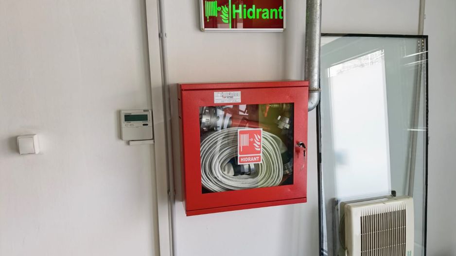 Spatii birouri/servicii - Poză 50