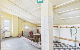 Proprietate multifuncțională centrală 1000 mp - Poză 26