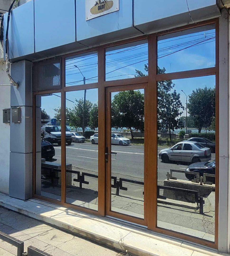 Spatiu comercial de inchiriat – 2 camere, 33 mp,  zona Port - Poză 2