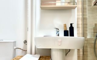 2 camere central vis-a-vis de Posta Mare - Poză 23