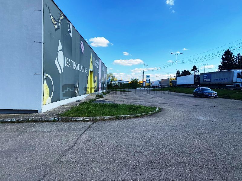 De inchiriat hala cu rampa  in Vama Bors - Poză 12