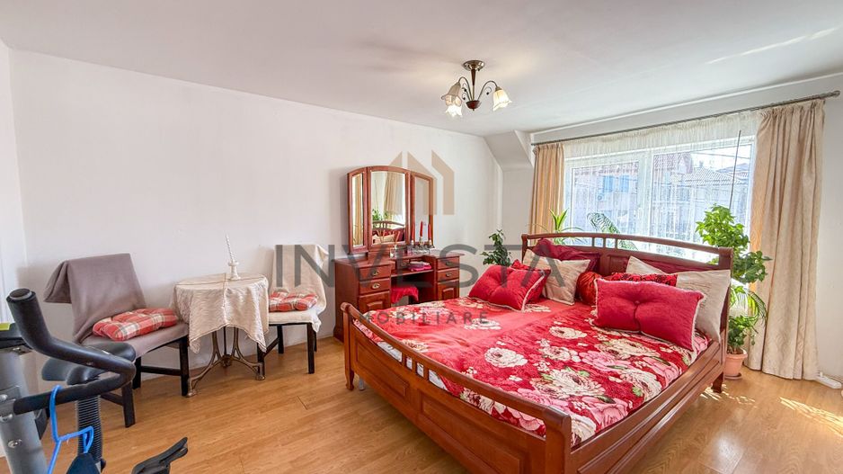 Casa individuala, Cartier Europa, retrasa de la strada principala! - Poză 9