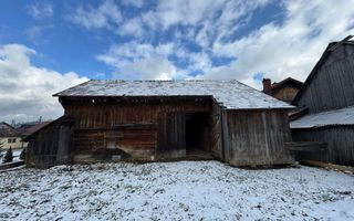 De vanzare casa, atelier fierarie, 4 anexe - 2507 mp in Manastirea Humorului - Poză 11