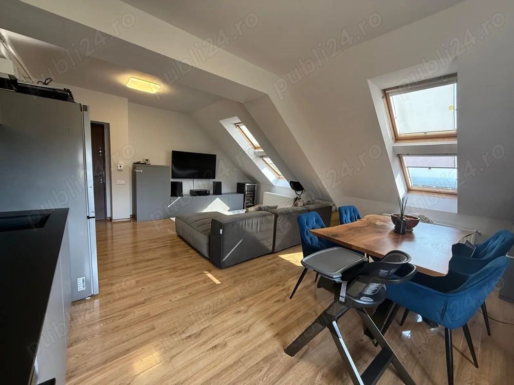 De vânzare !! Apartament spaţios cu 3 camere, Cartier Buna Ziua, 73 MP - Poză 2