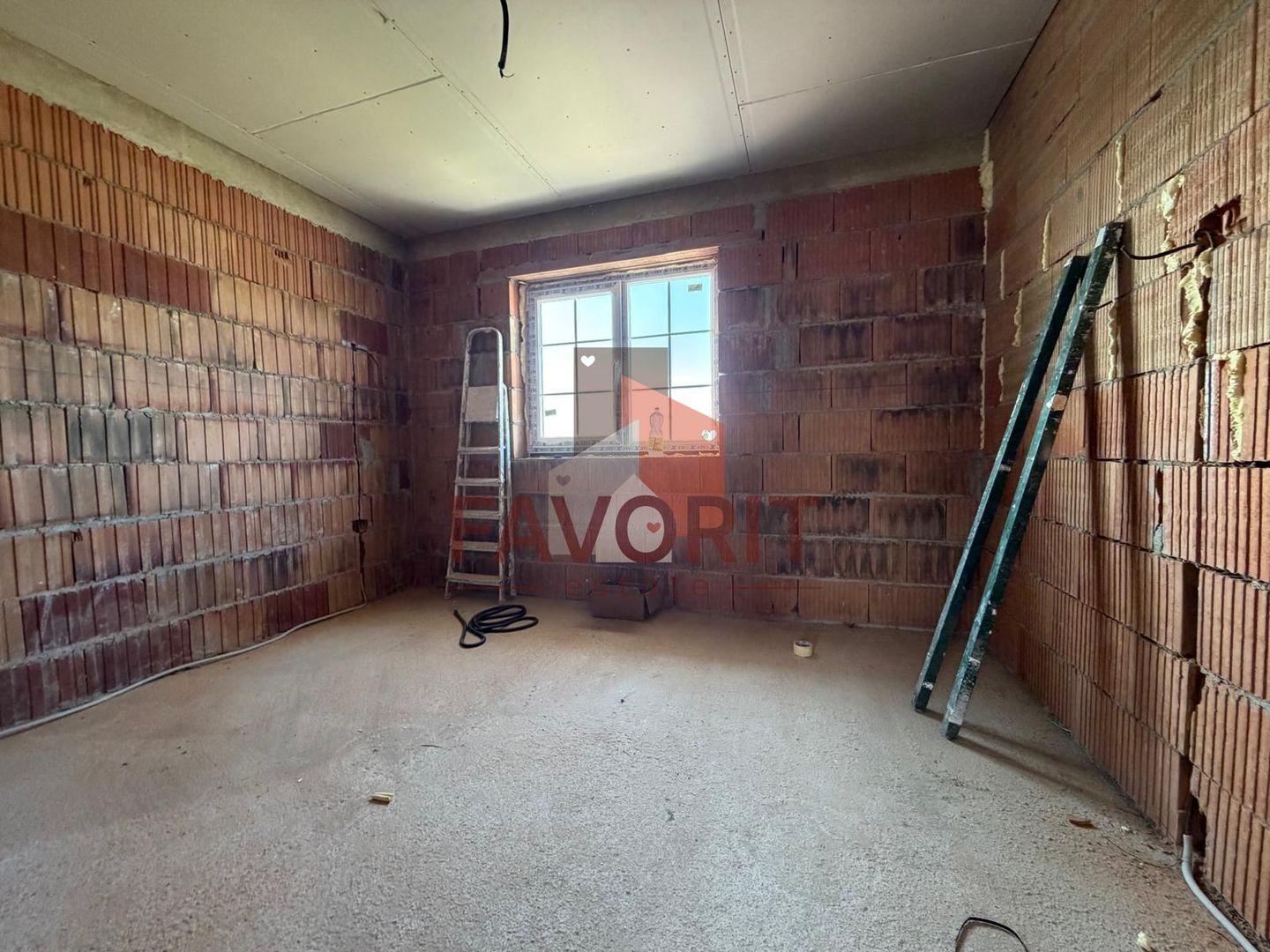 Duplex | 3 camere | Parter+Etaj | Toate utilitatile | Sanandrei | - Poză 7