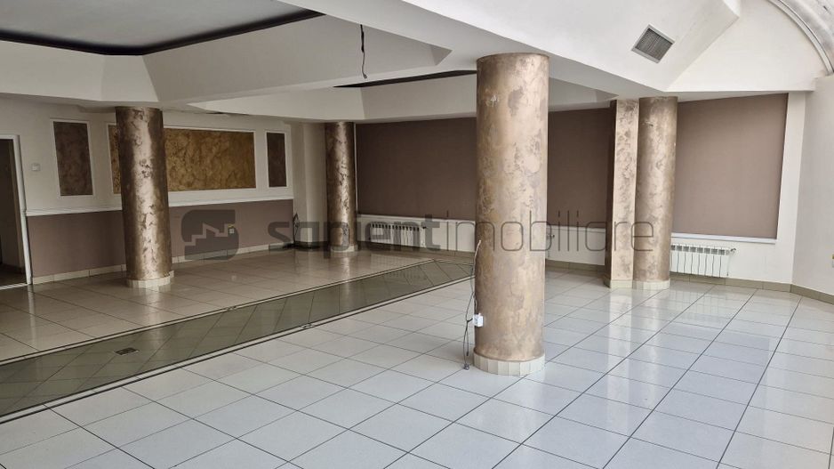 Pachet de spații comerciale – Centru Civic Oradea - Poză 4