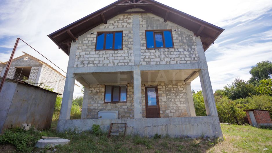 Vânzare, casă 2 nivele , str.  Odihna Satului, Dumbrava - Poză 2