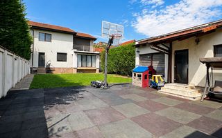 Vila cu 6 camere 4 bai, zona Spitalul Judetean, cu spa, garaj, beci - Poză 7