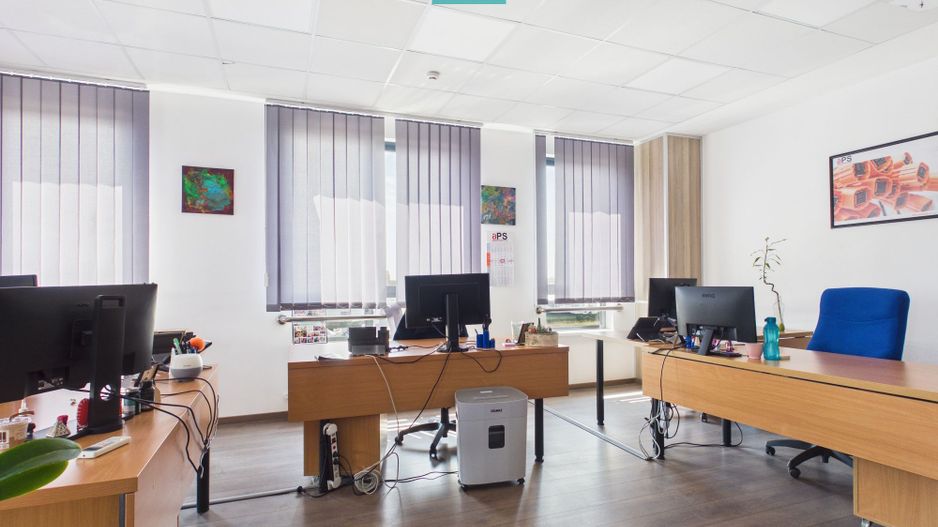Spatiu Birour de inchiriat Zona Micalaca - Poză 1
