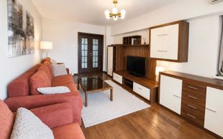Apartament 2 camere | Bd. Unirii | 65,7 mp | 3 balcoane | 669 € - Poză 2