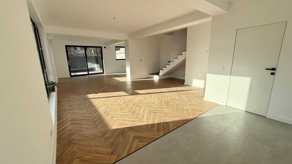 Vila complet finisata | Sauna | Cambridge School - Poză 3