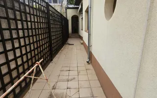 Casă 3 camere de închiriat, zona Centrală–ideală pentru salon/birouri - Poză 14