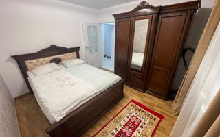 Central - Tg Cucu bloc tip Vila - 2 camere Decomandat RENOVAT 60mp - Poză 3