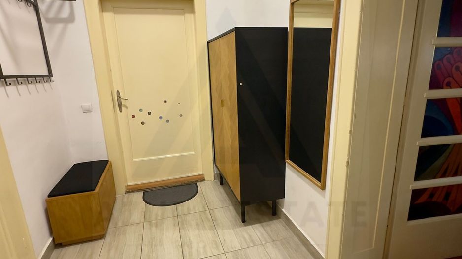 Apartament la casa 76 mp utili terasa curte si pivnita zona Lupeni - Poză 11