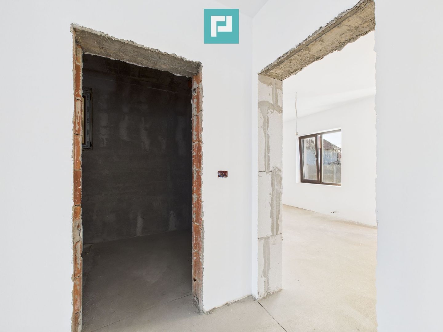 Casa cu 5 camere in Livada - Poză 30