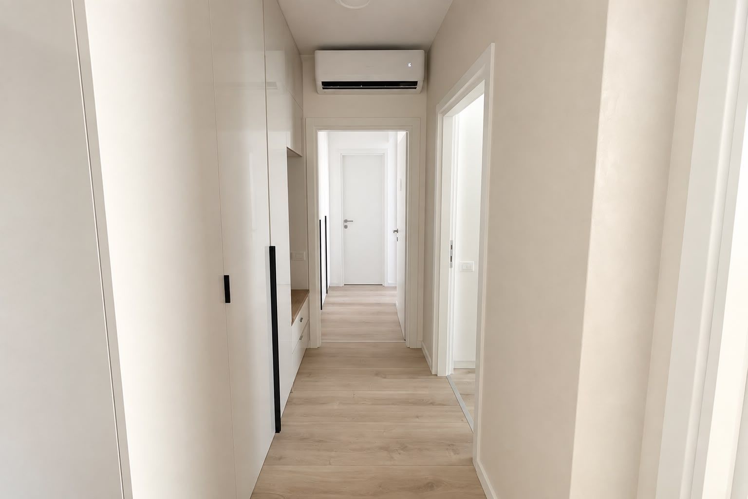 APARTAMENT 3 CAMERE / GHICA APARTAMENTS - Poză 7